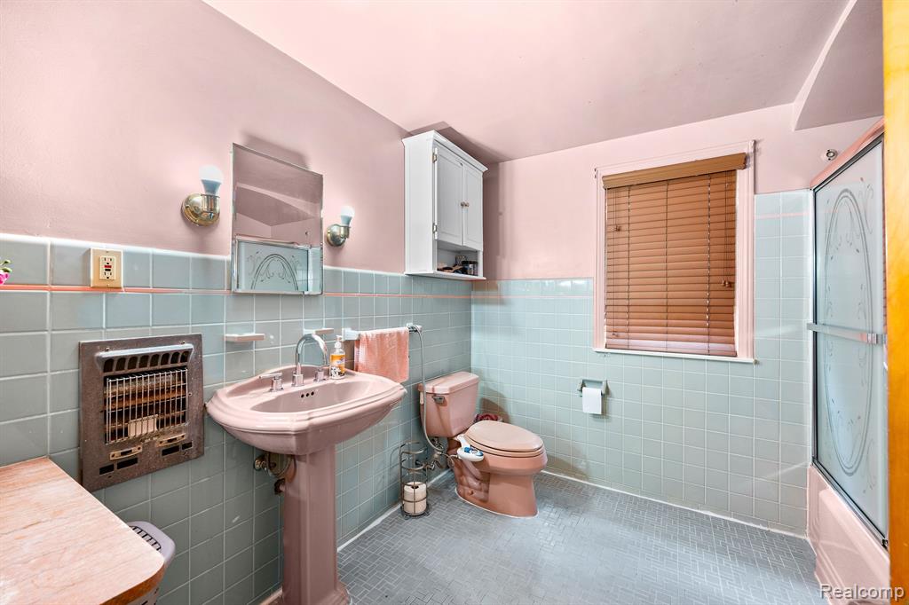 7716 W MORROW Circle, Dearborn, MI 48126 — Photo 25