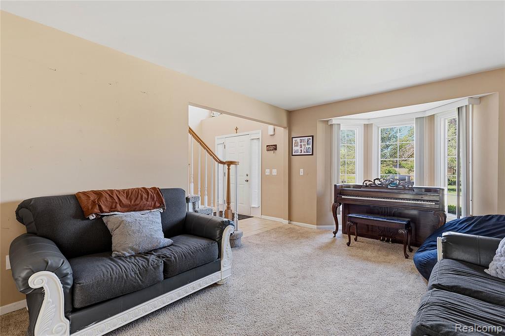 50426 Chief Drive, Macomb, MI 48044 — Photo 5