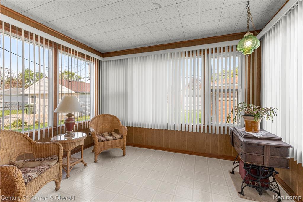 8262 Vine Avenue, Allen Park, MI 48101 — Photo 35