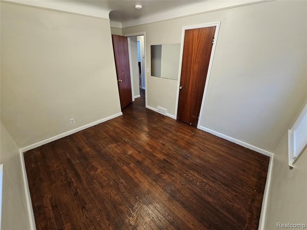 5915 LODEWYCK Street, Detroit, MI 48224 — Photo 17