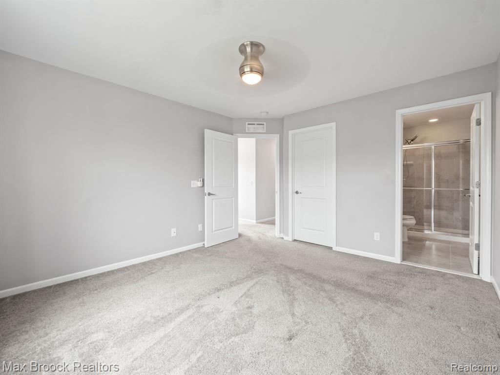 3154 Johanna Ware W, Wixom, MI 48393 — Photo 9