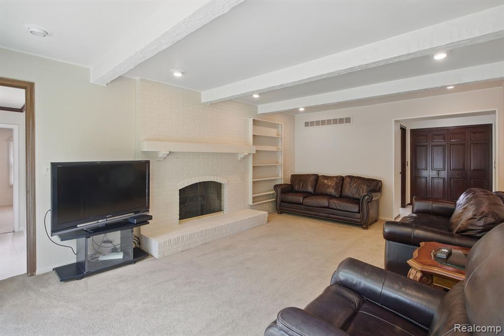5389 Vincennes Drive, Bloomfield Hills, MI 48302 — Photo 37