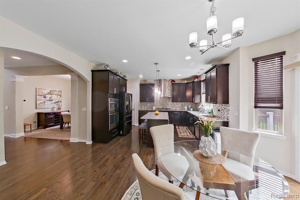50736 SEVILLA Circle, Novi, MI — Photo 19