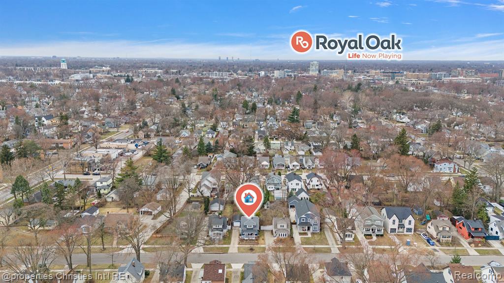 702 S Vermont Avenue, Royal Oak, MI 48067 — Photo 3