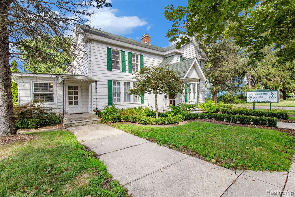 155 N Main Street, Clarkston, MI, 00000