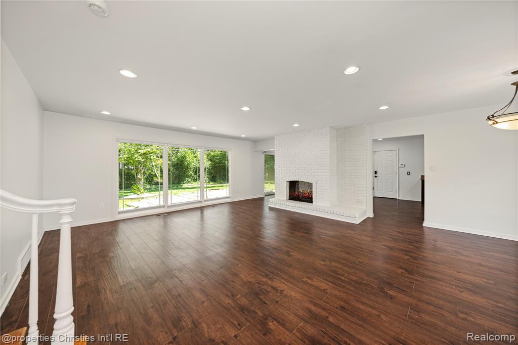 7137 Stonebrook Road, West Bloomfield, MI — Photo 4
