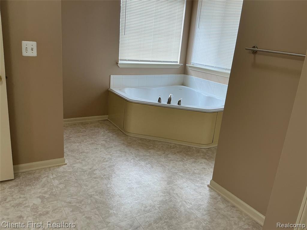48161 NOTTINGHILL Lane, Canton, MI 48188 — Photo 29