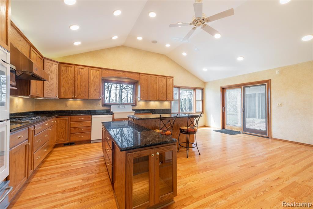 7611 Ferry Road, Grosse Ile, MI 48138 — Photo 13