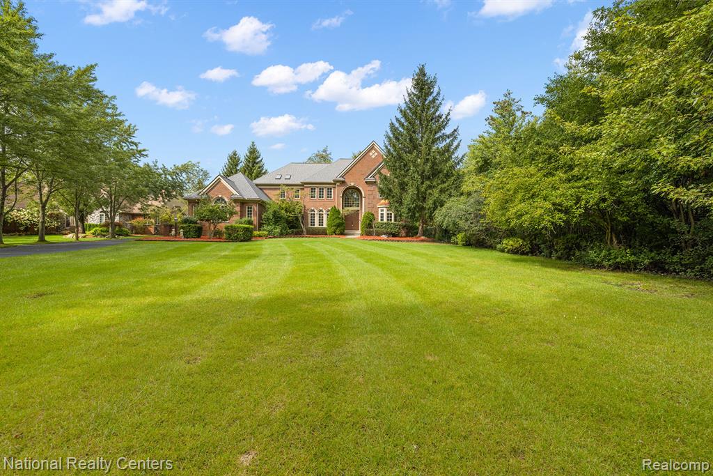 30055 FOREST Drive, Franklin, MI 48025 — Photo 4