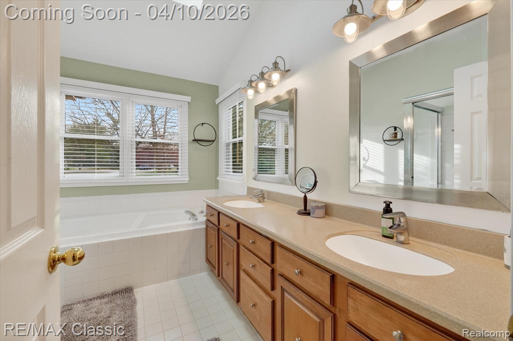 7394 Water Oaks, West Bloomfield, MI 48324 — Photo 26