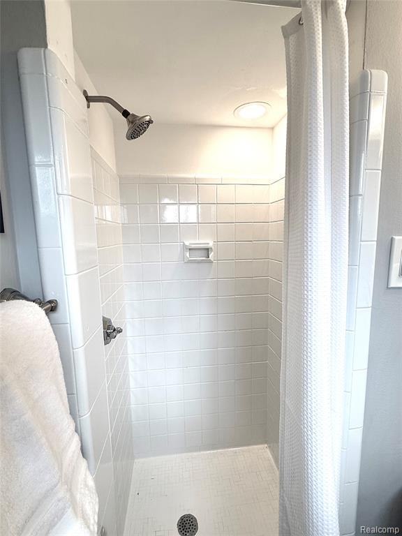 16115 Reedmere Avenue, Franklin, MI 48025 — Photo 17