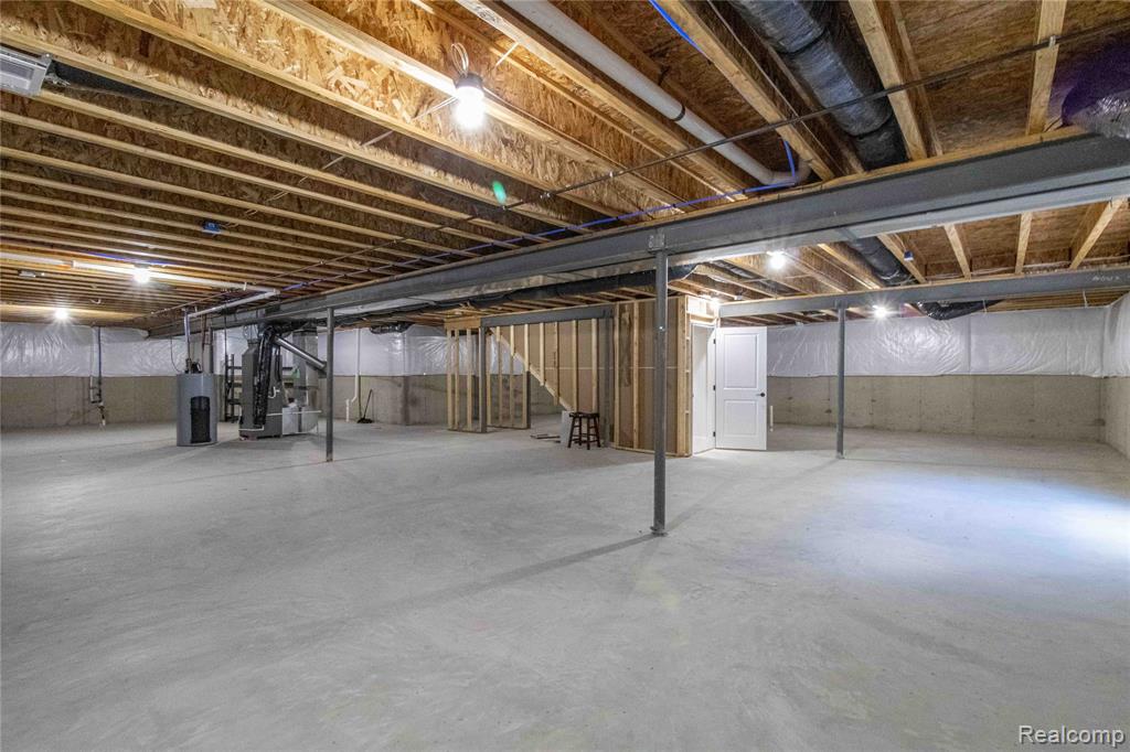5532 Timber Glen Court, Ann Arbor, MI 48108 — Photo 46