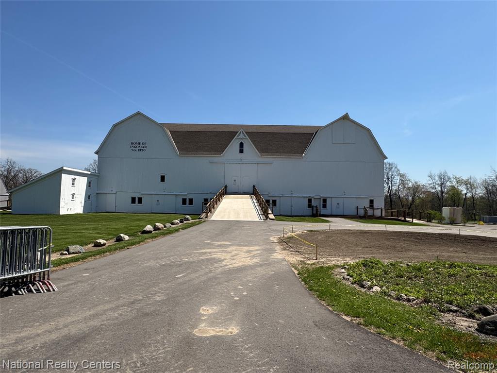 7478 Village Court, 27, Davisburg, MI 48350 — Photo 49