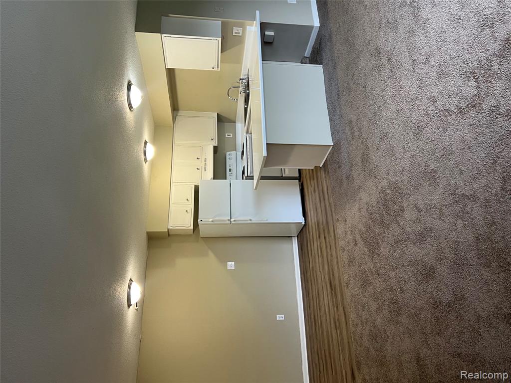 726 S DEWITT Drive, Dewitt, MI 48820 — Photo 3