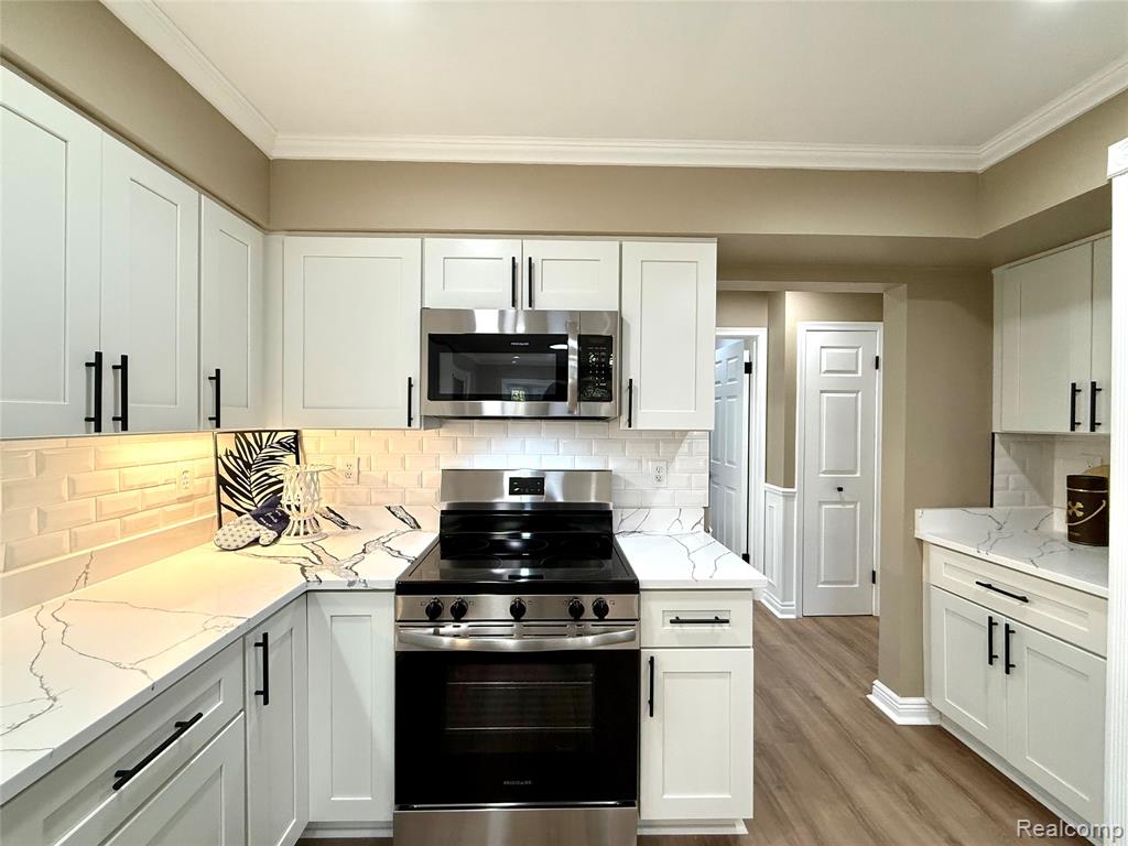 38552 Macintosh Court, Clinton Twp, MI 48036 — Photo 30
