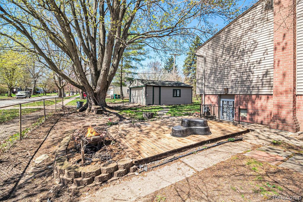1376 MCCARTHY, Ypsilanti, MI 48198 — Photo 17