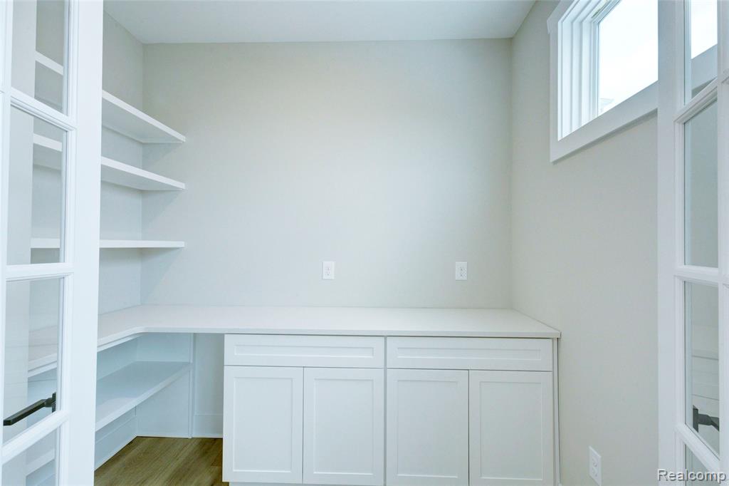 676 ROUND ROCK DR, Howell, MI 48843 — Photo 11