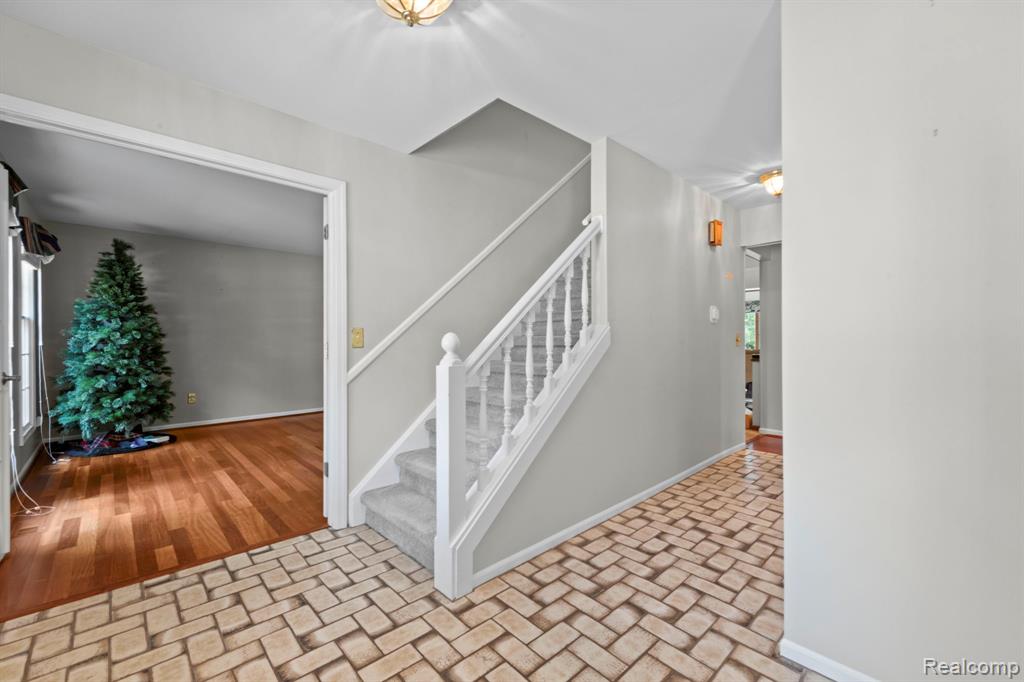 871 Spartan Drive, Rochester Hills, MI 48309 — Photo 5