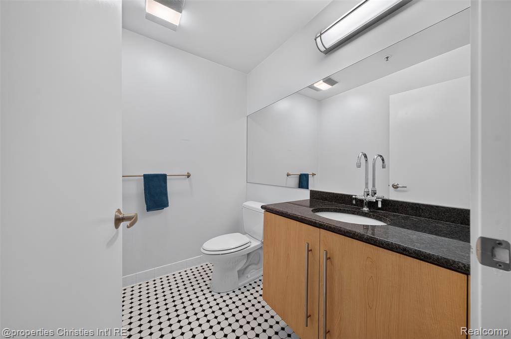 614 S Troy Street E, Royal Oak, MI 48067 — Photo 13