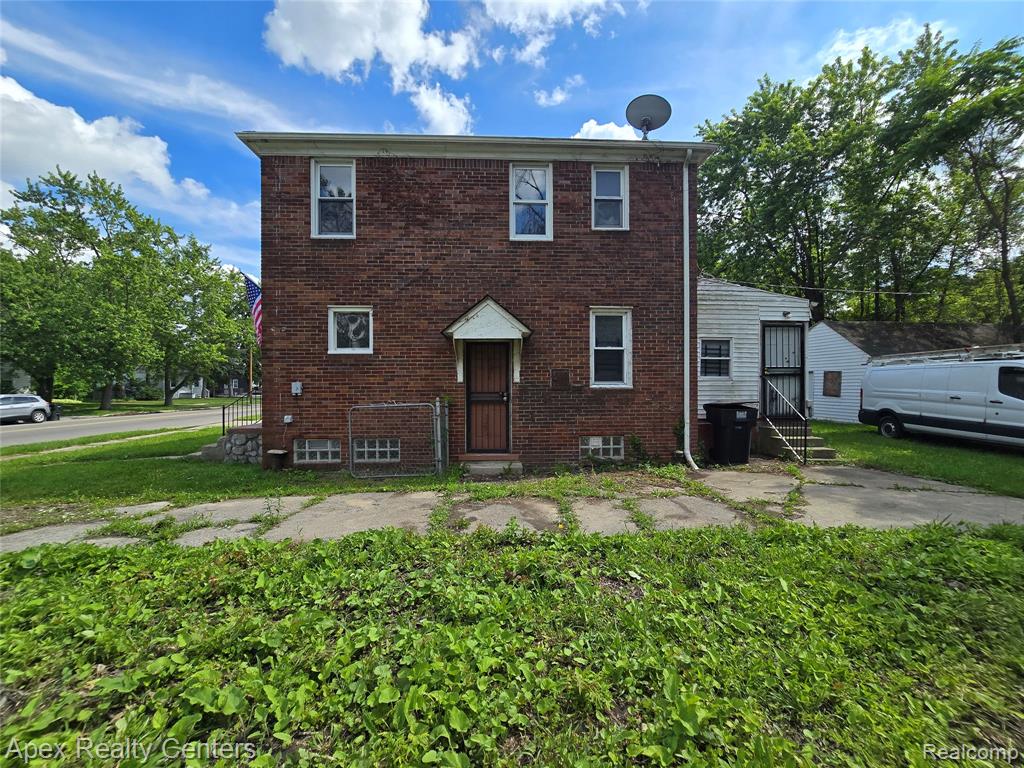 7675 Evergreen Avenue - Photo 5