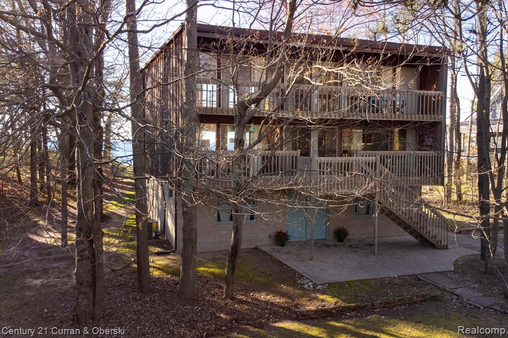 4450 W FOX FARM Road, Manistee, MI 49660 — Photo 2