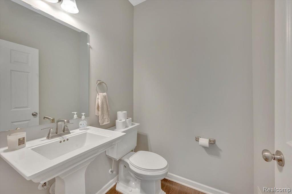 62072 SAVANNAH Drive, South Lyon, MI 48178 — Photo 18