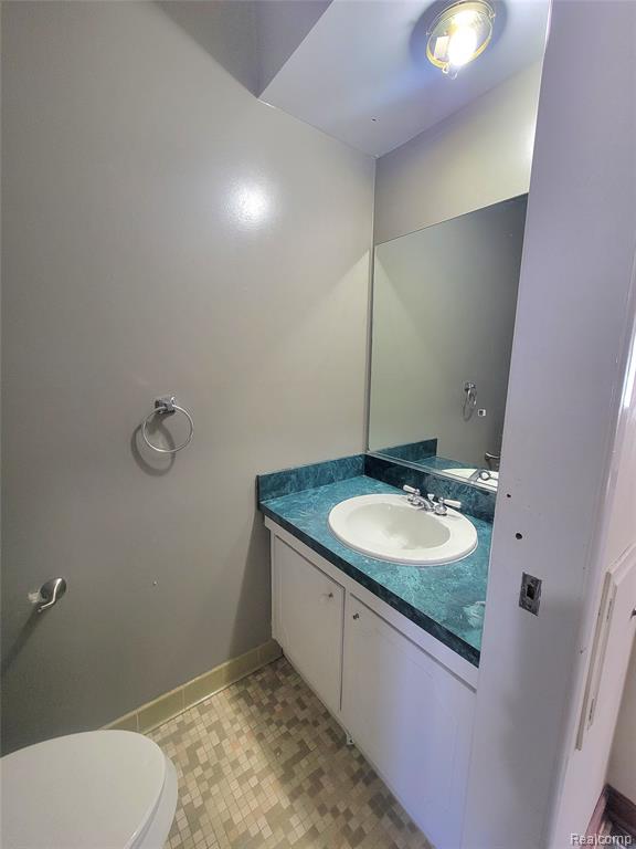 3458 Common Road, Warren, MI 48092 — Photo 18
