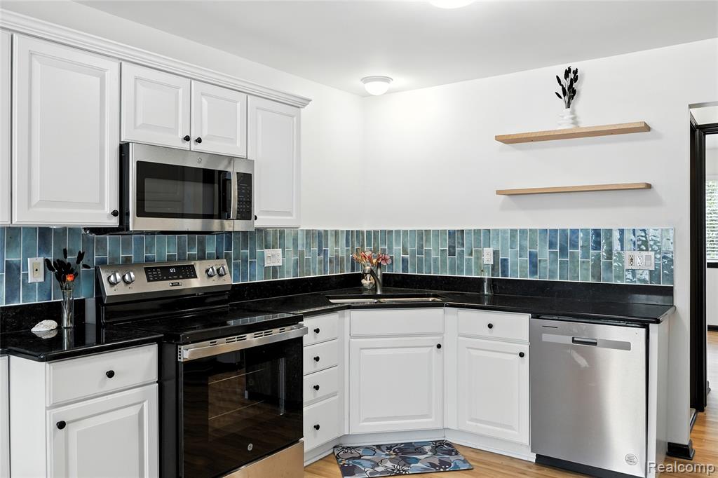 41270 Chancellor Court, Clinton Twp, MI 48038 — Photo 5