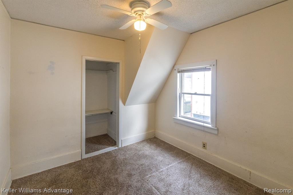 4104 Mayfair Street, Dearborn Heights, MI 48125 — Photo 15
