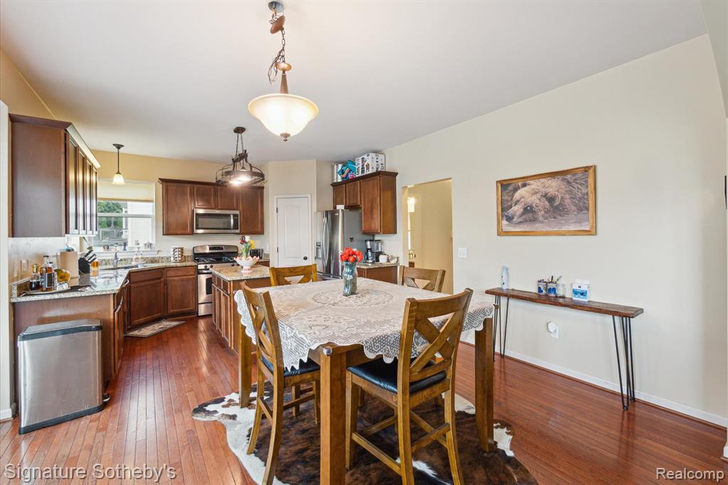 8926 El Dorado Drive N, White Lake, MI — Photo 13
