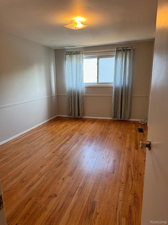 5028 Abington Drive, Troy, MI 48085 — Photo 11