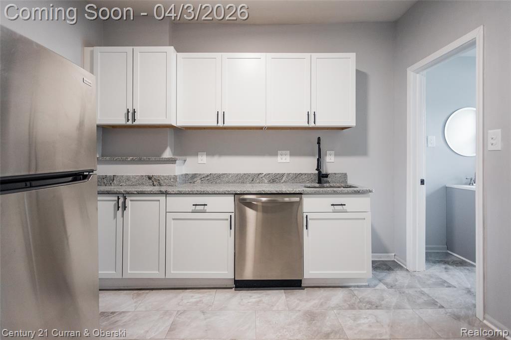 405 E Philadelphia Street, Detroit, MI 48202 — Photo 12
