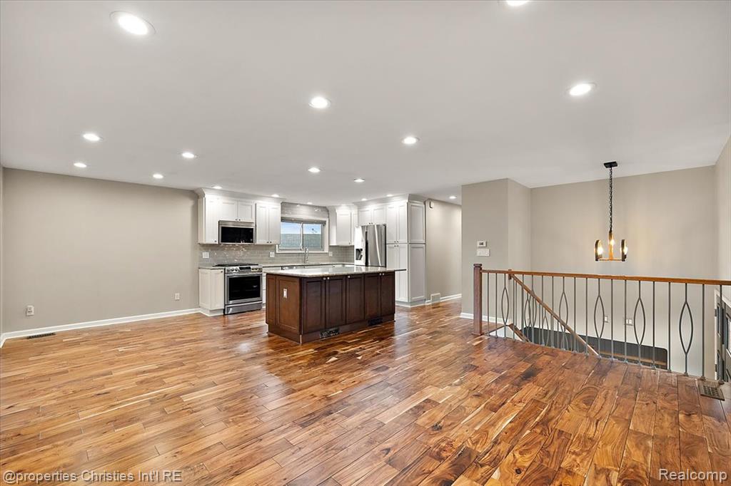 42610 Beechwood Drive, Canton, MI 48188 — Photo 9