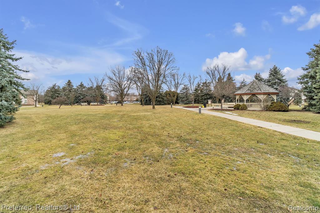 42565 LILLEY POINTE Drive, Canton, MI 48187 — Photo 4
