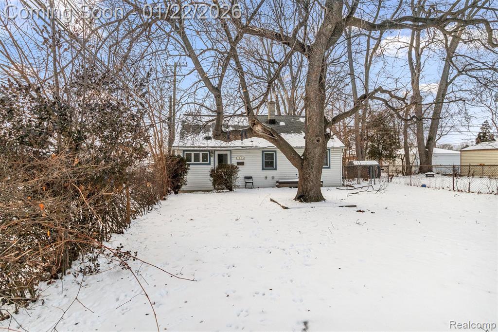 5903 N Silvery Lane, Dearborn Heights, MI 48127 — Photo 2