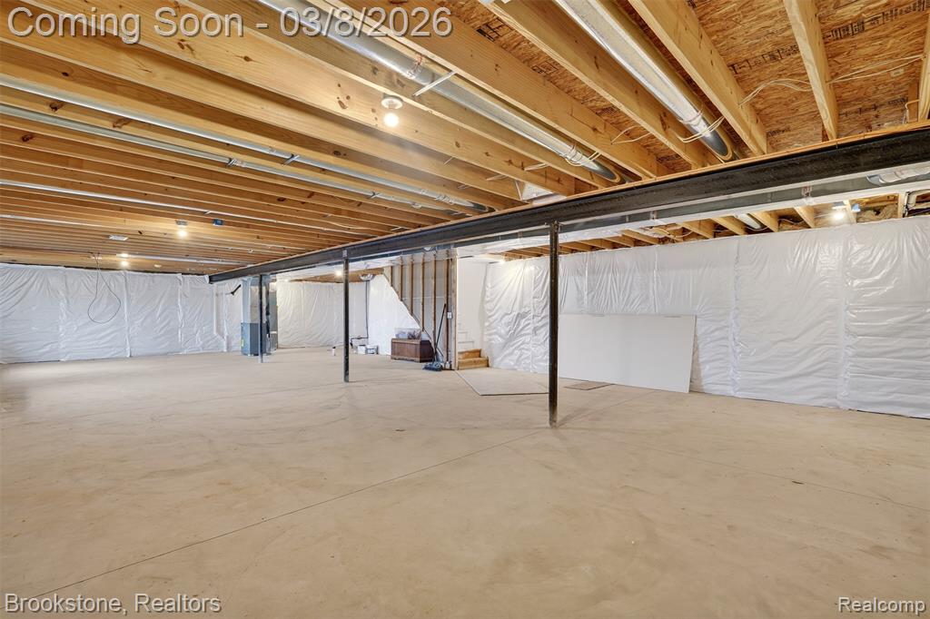 9477 Hickory Hollow Court, Davison, MI 48423 — Photo 30