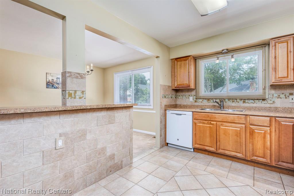 450 BILLINGSGATE, C, Bloomfield Hills, MI 48301 — Photo 10