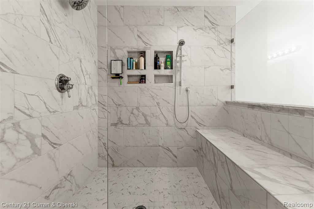14079 Cobblestone Court, Belleville, MI 48111 — Photo 32