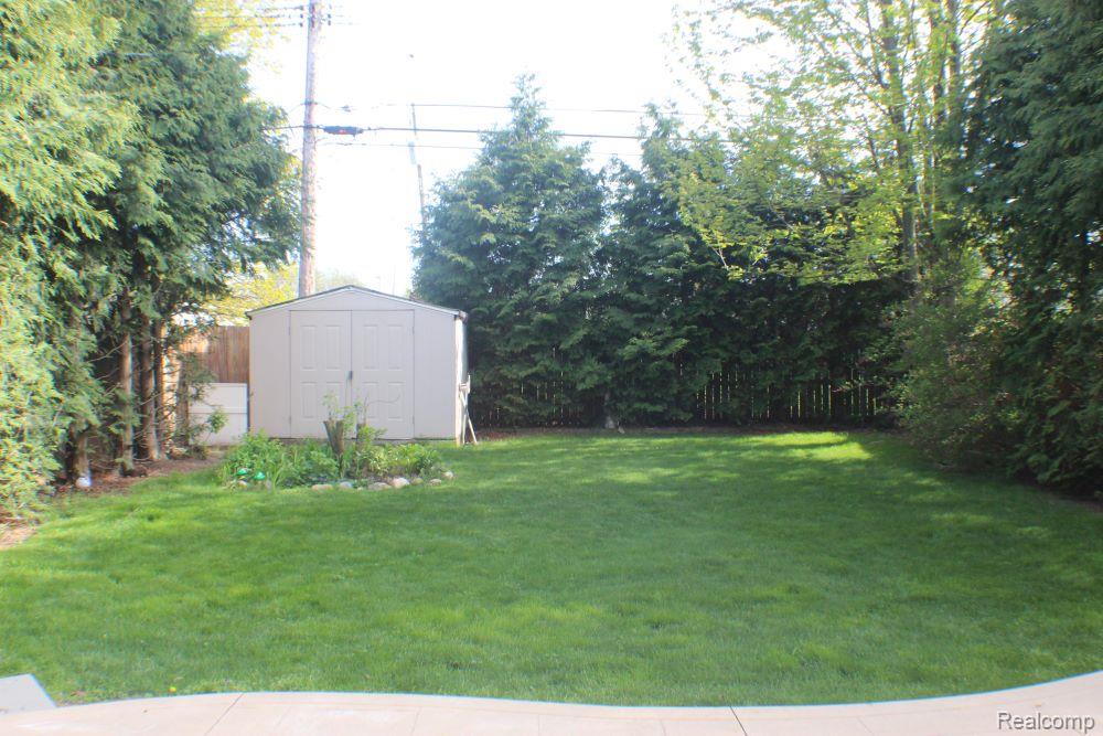 53 Highland Avenue, Commerce Twp, MI — Photo 32