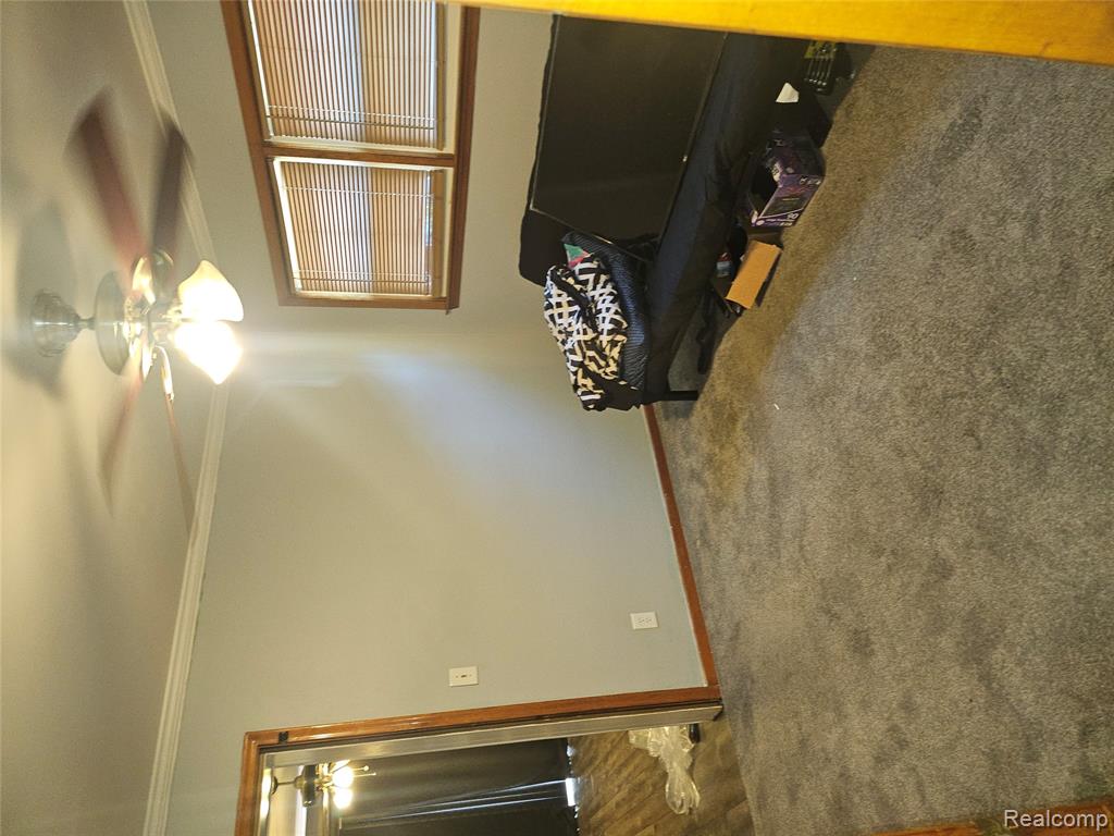 20296 Damman Street, Harper Woods, MI 48225 — Photo 10
