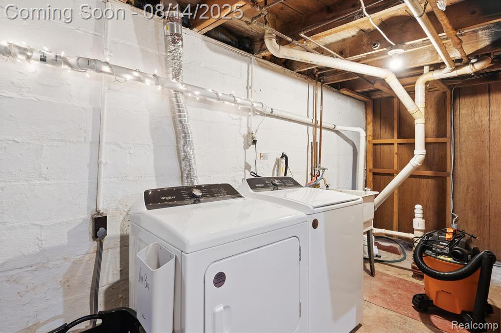 703 Cary Street, Corunna, MI 48817 — Photo 24