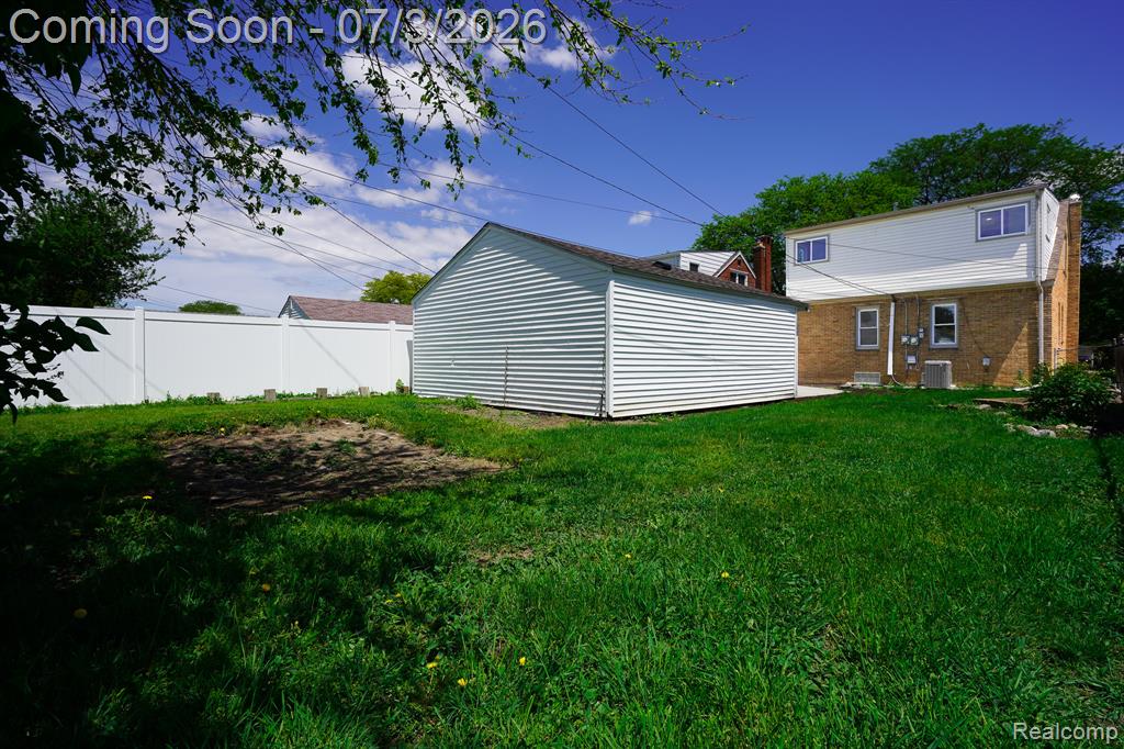 8076 Winona Avenue, Allen Park, MI 48101 — Photo 6