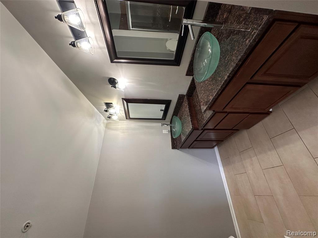 4240 Maple Street, Dearborn, MI 48126 — Photo 9