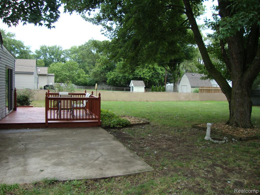 47780 Frederick Road, Shelby Twp, MI 48317 — Photo 3