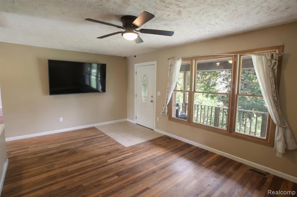 8040 Smith Road, Gaines Vlg, MI 48436 — Photo 19