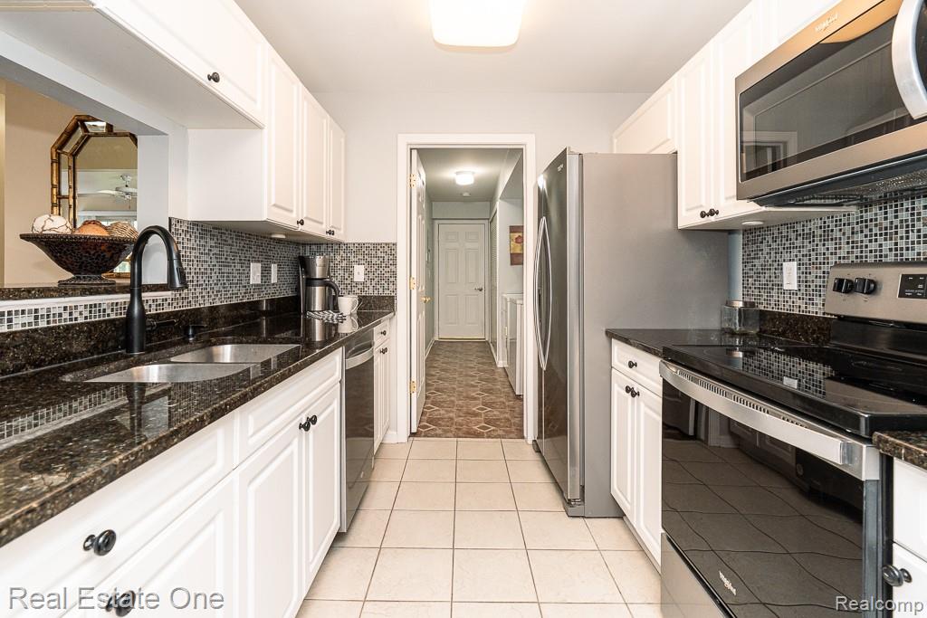 3544 Oakmonte Boulevard, Rochester, MI 48306 — Photo 11