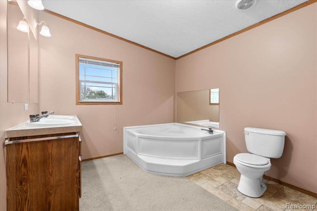 4477 Single Tree Drive, Howell, MI 48843 — Photo 15