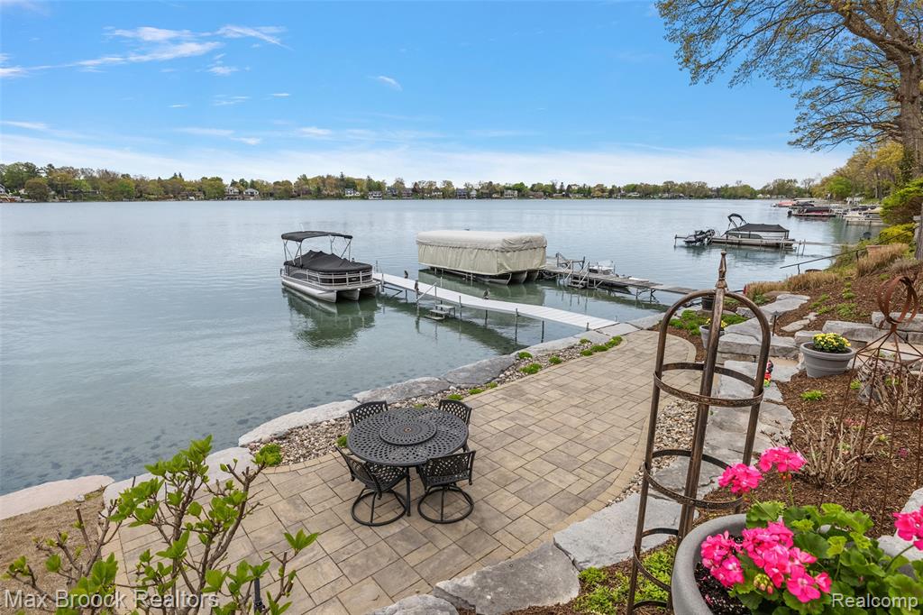 4353 Forest Avenue, Waterford, MI 48328 — Photo 31