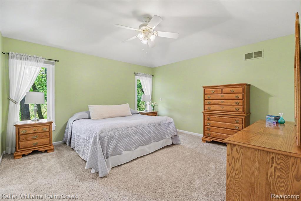 1091 American Elm Street, Lake Orion, MI — Photo 11