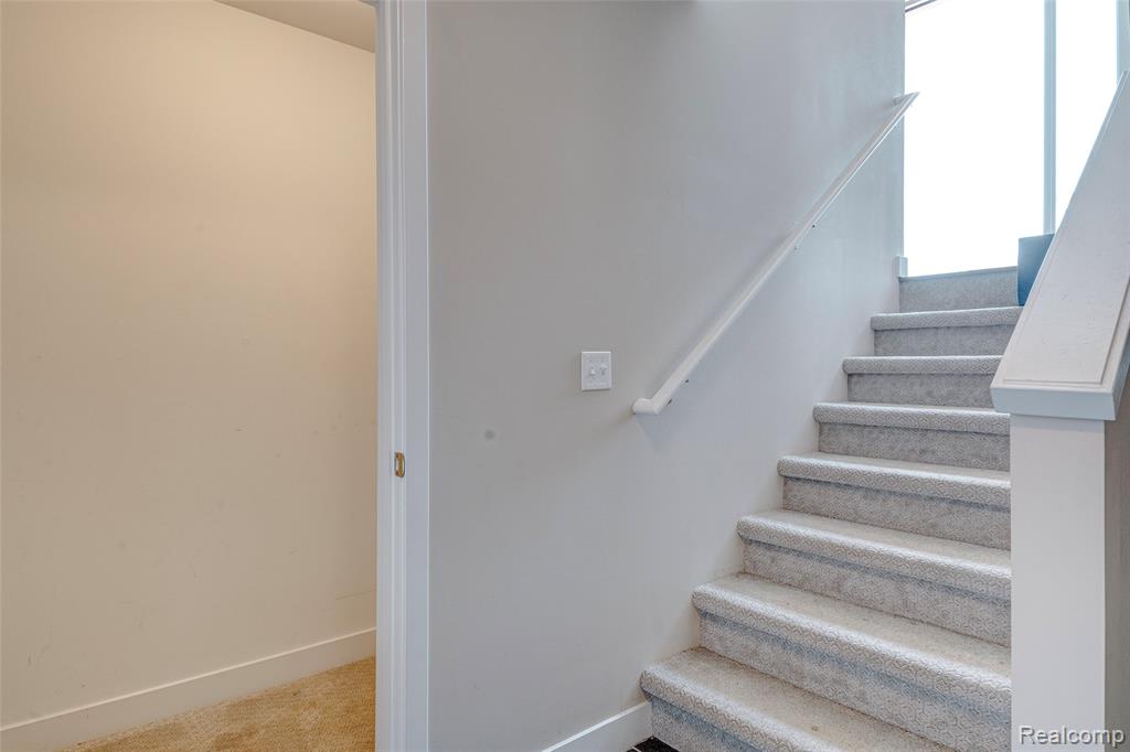 41668 ORIANNA Lane, Novi, MI — Photo 37